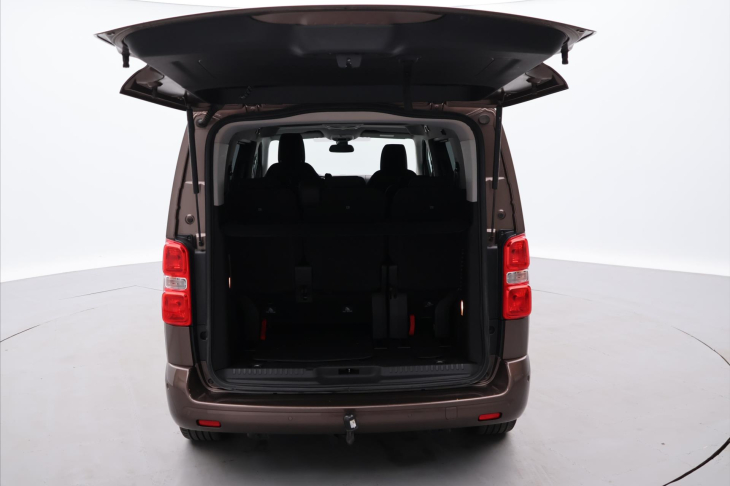 Peugeot Traveller 2,0 BlueHDi 110kW Aut.klima CZ