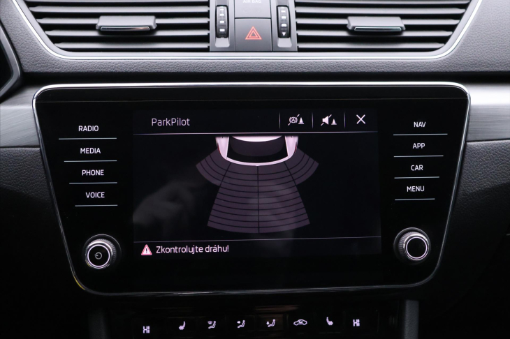 Škoda Superb 2,0 TDI 110kW Style Combi DPH