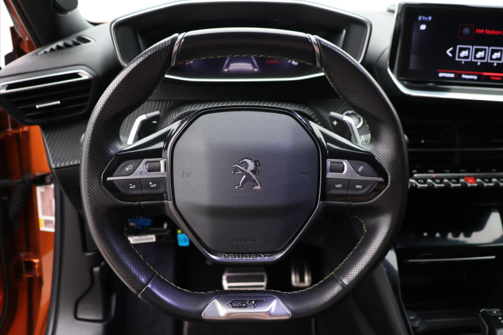 Peugeot 2008 1,2 PT114kW CZ GT-line