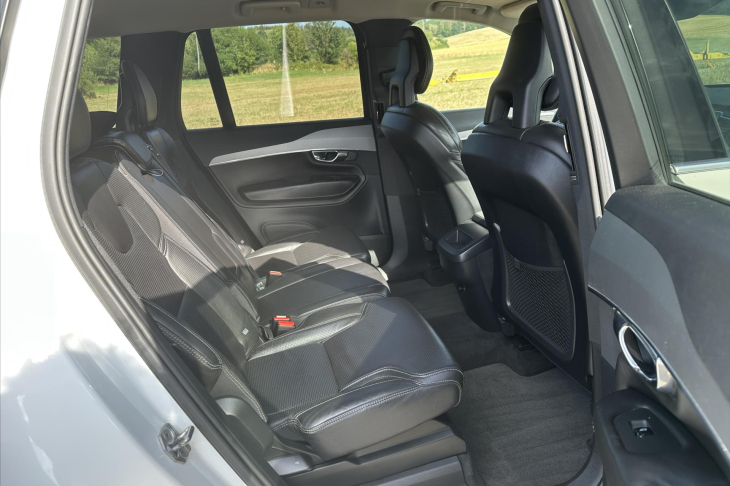 Volvo XC90 2,0 D 165 kW Inscription CZ