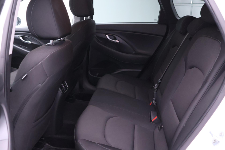 Hyundai i30 1.6 CRDi Automat CZ Style LED