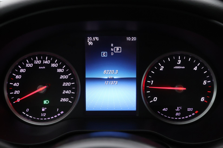 Mercedes-Benz Třídy C 2.0 220d 143kW 4MATIC Tažné