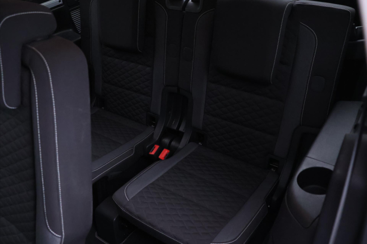 Volkswagen Touran 1,4 TSI 110kW DSG Join 7-Míst