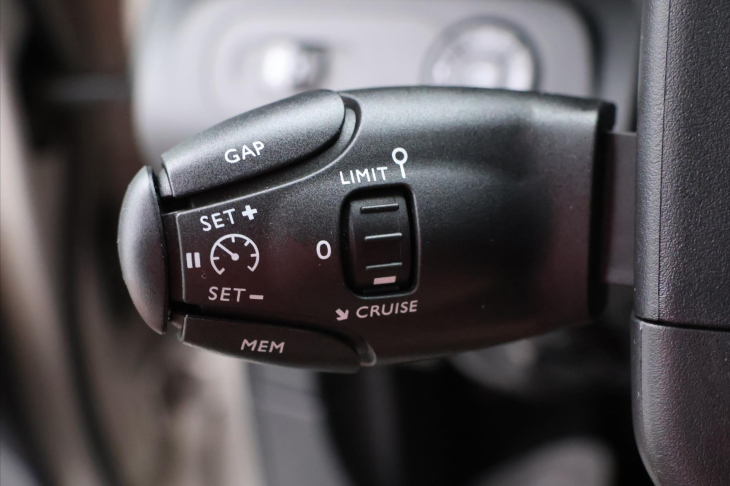 Citroën Berlingo 1,5 BlueHDI 96kW Shine XL CZ