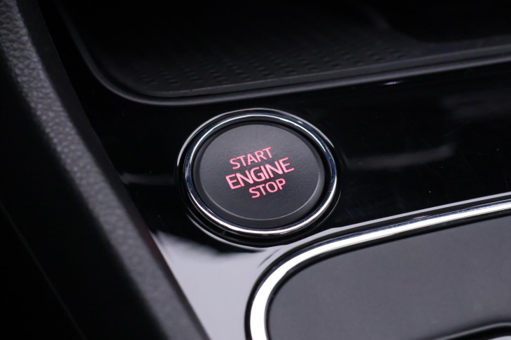 Seat Leon 2,0 TSI 221kW Cupra 4Drive