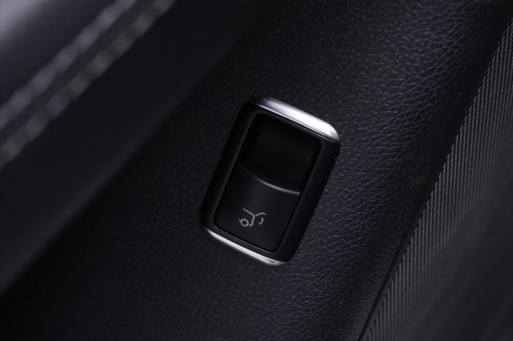 Mercedes-Benz GLE 3,0 350D 190KW 4M Navi Kůže