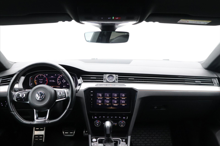 Volkswagen Arteon 2,0 TDI 176 kW 4M R-LINE CZ DPH