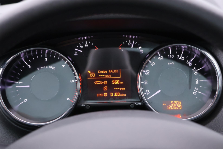 Peugeot 5008 1,6 HDI 120k CZ Allure 7-Míst