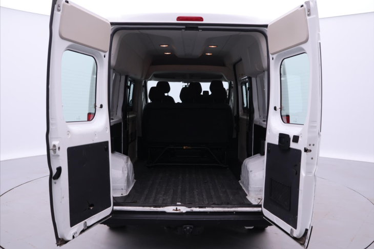 Peugeot Boxer 2,2 HDI 103 kW L2H2 6-Míst DPH