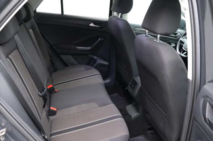 Volkswagen T-Roc 1,0 TSI Virtual LED Webasto