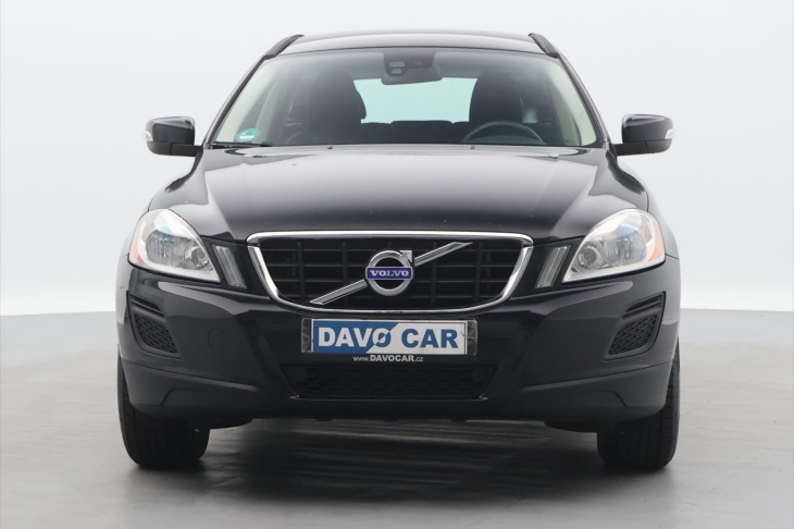 Volvo XC60 2,4 D3 120kW Momentum AWD AUT