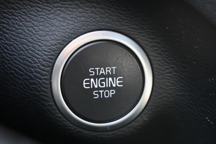 Volvo XC40 2,0 D4 AWD Panorama Tažné