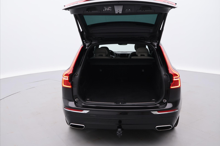 Volvo XC60 2.0 T5 Drive-E AWD Inscription CZ DPH