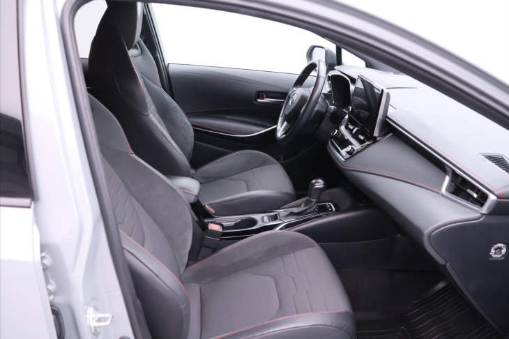 Toyota Corolla 1,8 HB Executive Aut. DPH CZ 1.Maj.