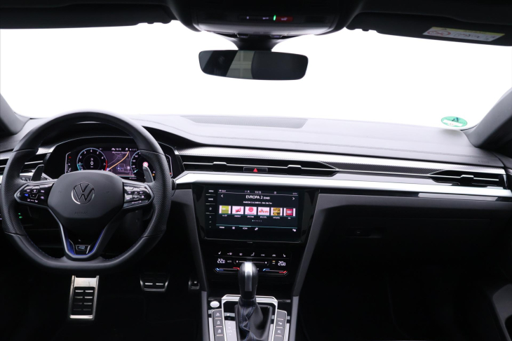 Volkswagen Arteon Shooting Brake 2,0 TSI R 235kW DSG 4M LED DPH