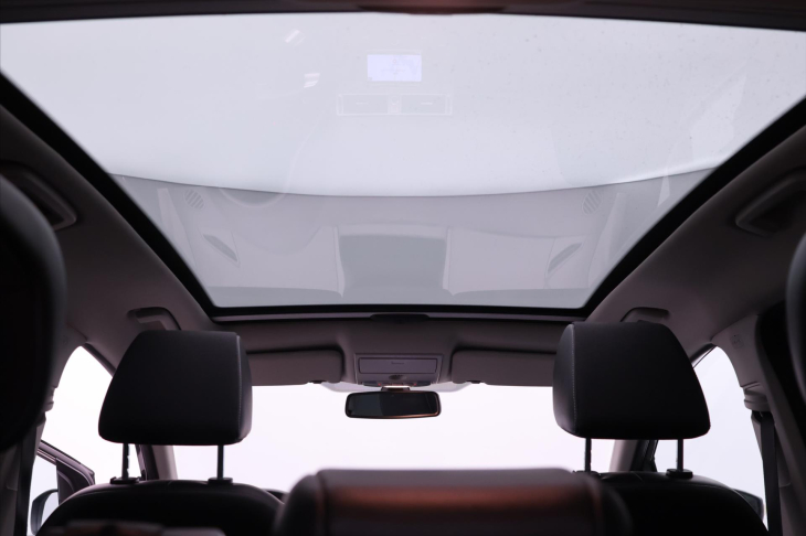 Ford Kuga 2,0 TDCI 103kW AWD Titanium