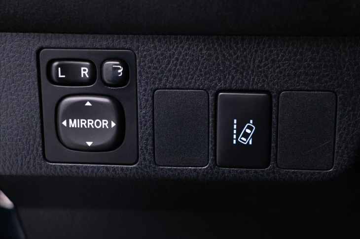 Toyota RAV4 2,5 Hybrid 114kW e-CVT 4WD CZ