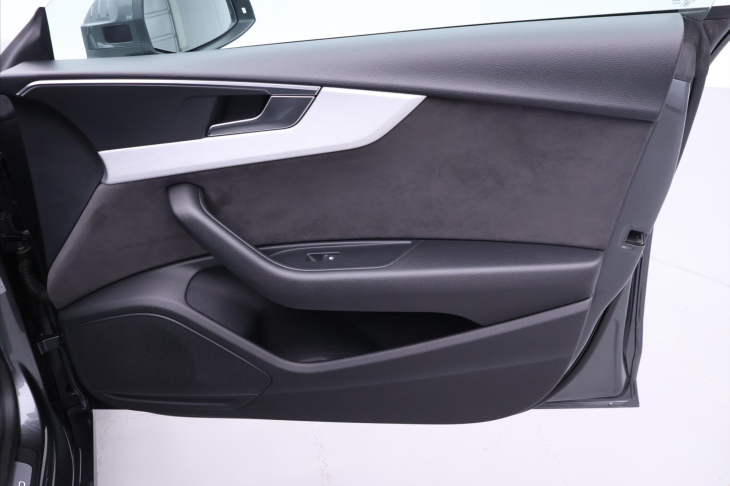 Audi A5 3.0 TDI 210kW quattro DPH CZ