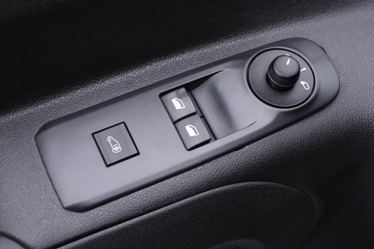 Peugeot Partner 1,2 PT 81kW Klima L1 CZ DPH