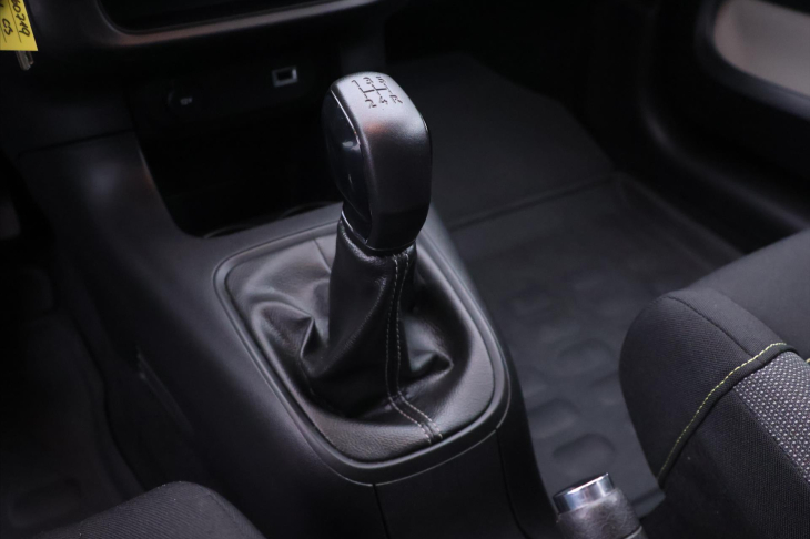 Citroën C3 1,2 PT FEEL Navi DPH 1.Maj.