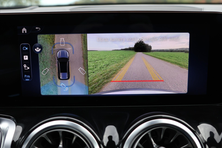 Mercedes-Benz GLB 2,0 220 4MATIC AMG Premium Plus