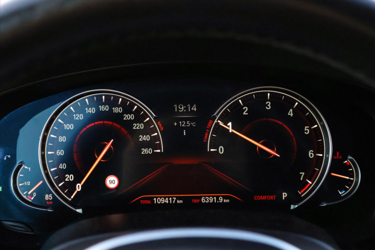 BMW Řada 5 3,0 540i xDrive Schnitzer DPH CZ