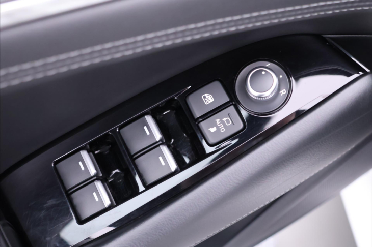 Mazda 6 2,0 Skyactive-G Exclusive DPH