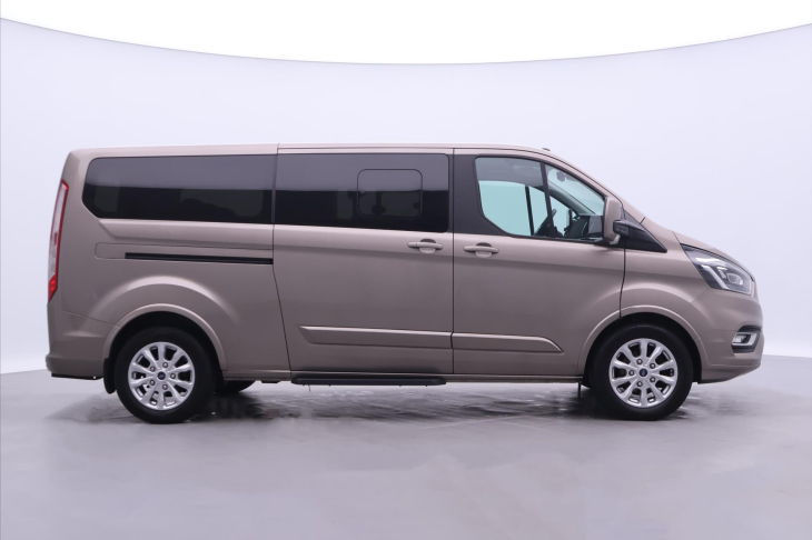 Ford Tourneo Custom 2,0 TDCI 136kW CZ Titanium L2