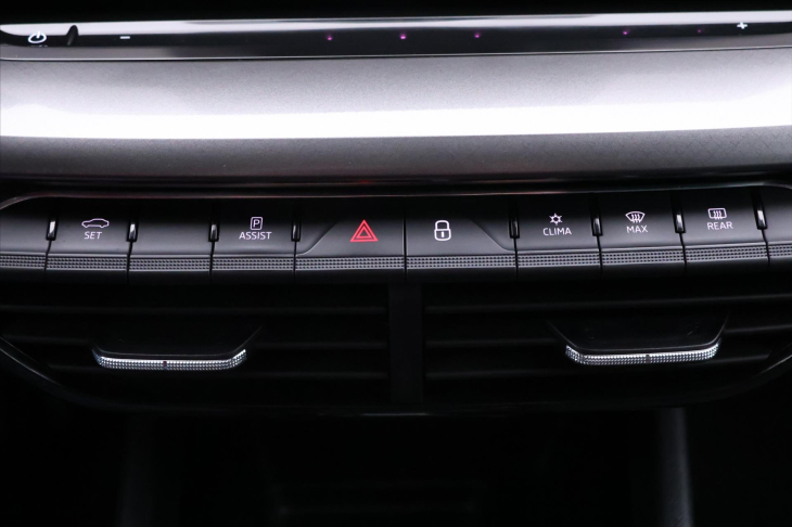 Škoda Octavia 2,0 TDI 85kW Ambition DSG DPH