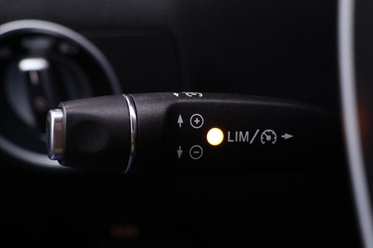 Mercedes-Benz Třídy B 1,6 200 115kW Aut. Xenon Kůže