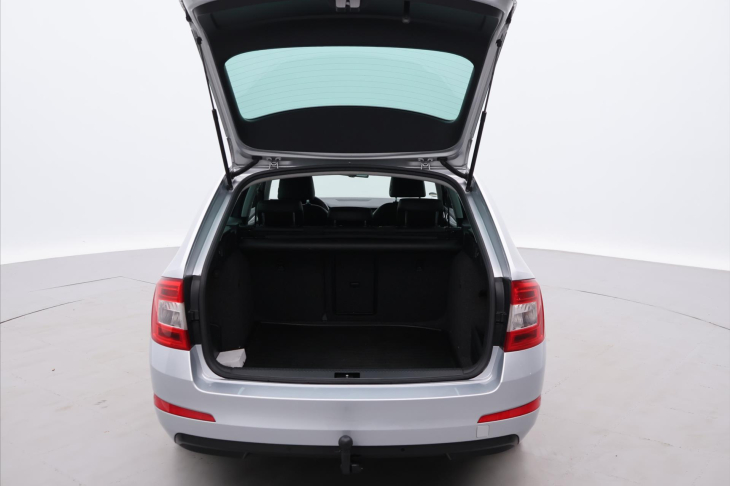 Škoda Octavia 1,4 TSI 103kW Elegance+ Xenon