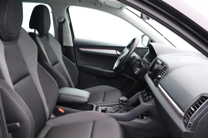 Škoda Karoq 2,0 TDI DSG 4x4 Virtual DPH