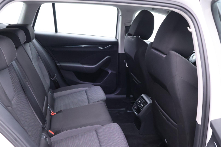 Škoda Octavia 2,0 TDI 85kW Ambition Combi CZ DPH