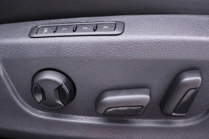 Škoda Superb 2,0 TDI 110kW CZ Style LED DPH