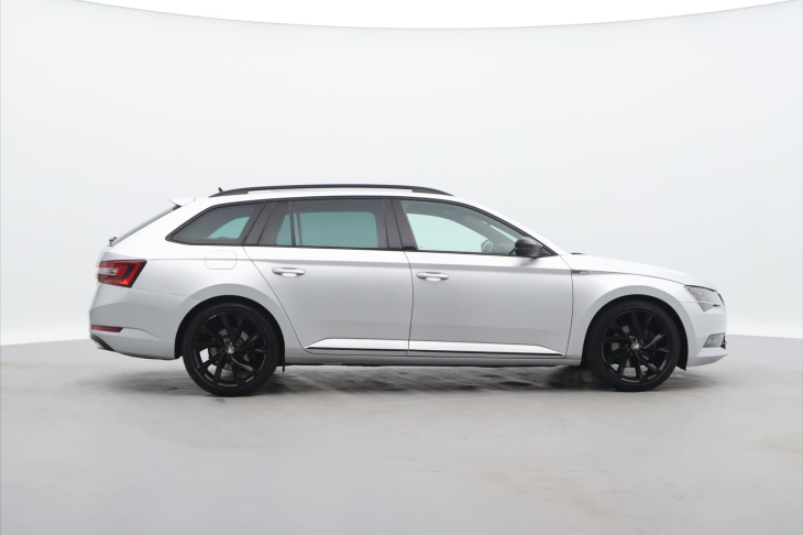 Škoda Superb 2,0 TDI 140kW Sportline Aut.klima