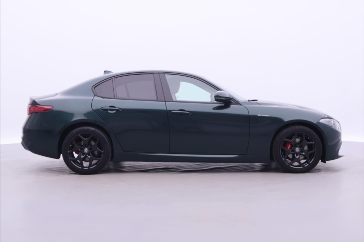 Alfa Romeo Giulia 2,0 T 148kW Aut. CZ Super DPH