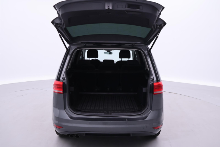 Volkswagen Touran 2,0 TDI 110kW DSG LED
