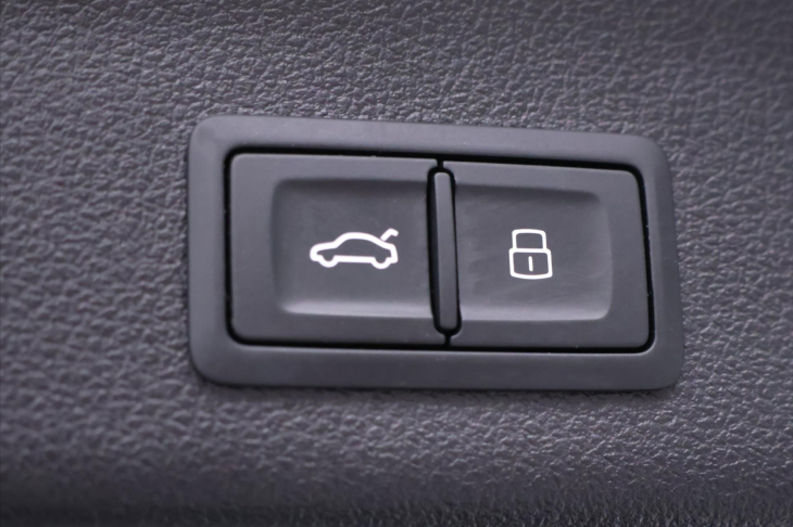 Audi S6 3,0 253KW Quattro CZ DPH 48tkm