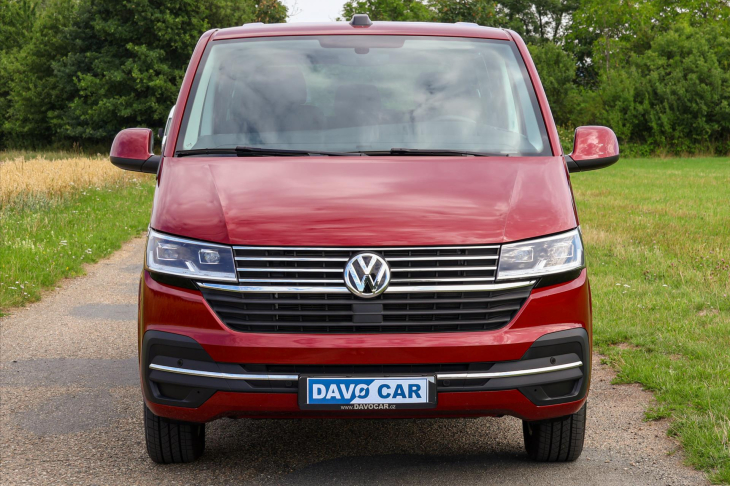 Volkswagen Transporter 2,0 TDI DSG DR 8-Míst Bulli