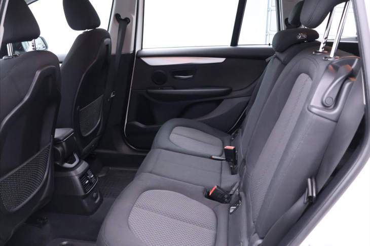 BMW Řada 2 2,0 218D 110kW DPH