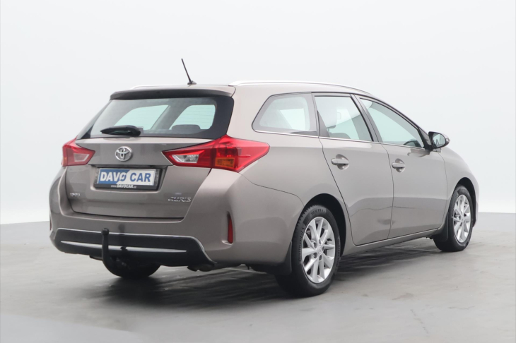 Toyota Auris 1,6 i 97kW Serv. Kniha