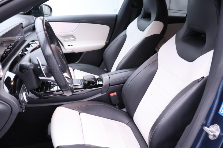 Mercedes-Benz CLA 2,0 35 AMG 225kW 4MATIC DPH CZ
