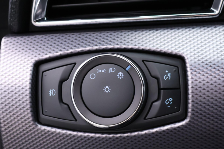 Ford Mustang 5,0 V8 324kW Aut GT FLOWMASTER