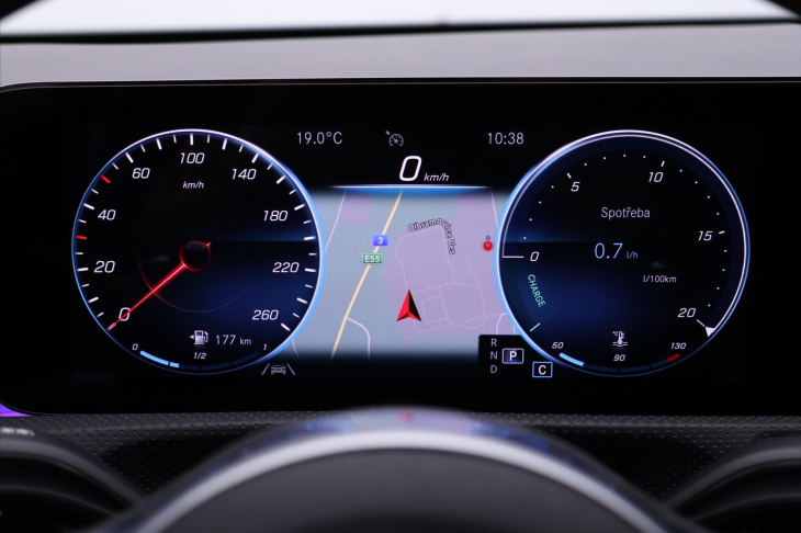 Mercedes-Benz CLA 1,3 200 120kW AMG DPH CZ