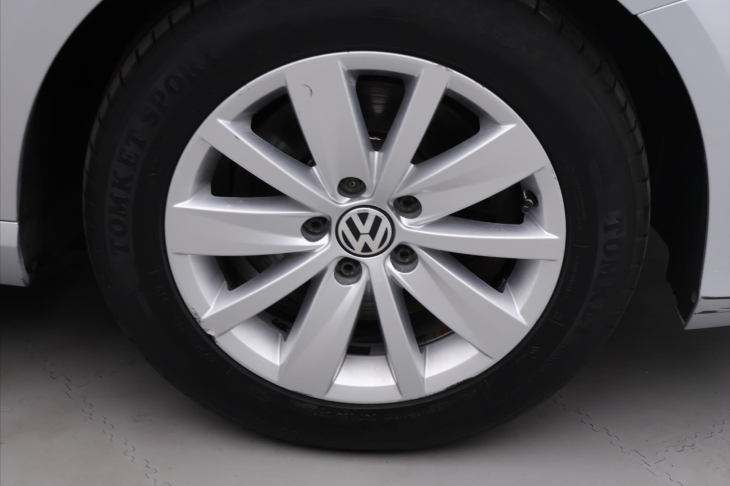 Volkswagen Passat 2,0 TDI 103kW DSG Xenon Navi