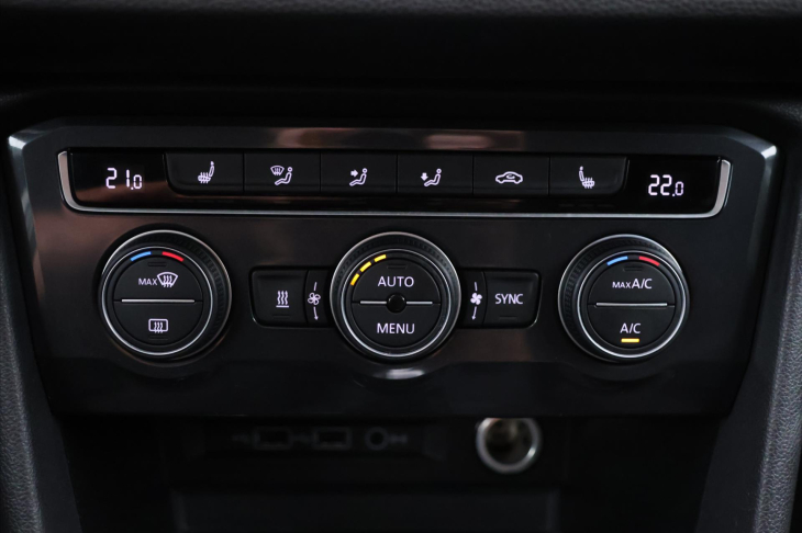 Volkswagen Tiguan Allspace 2,0 TDI DSG Highline 7Míst DPH