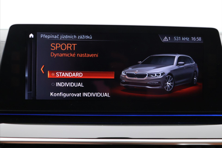 BMW Řada 5 2,0 530i xDrive Luxury Line