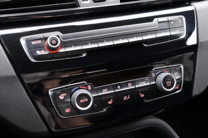 BMW X1 1,5 18i sDrive Advantage