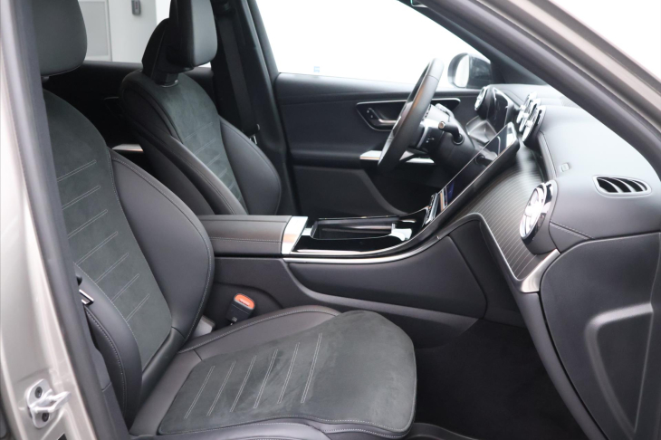 Mercedes-Benz GLC 2,0 300 4Matic AMG CZ 1Maj