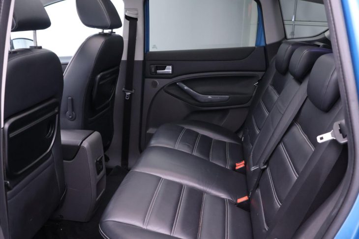 Ford Kuga 2,0 TDCi 100kW 4x4 Titanium